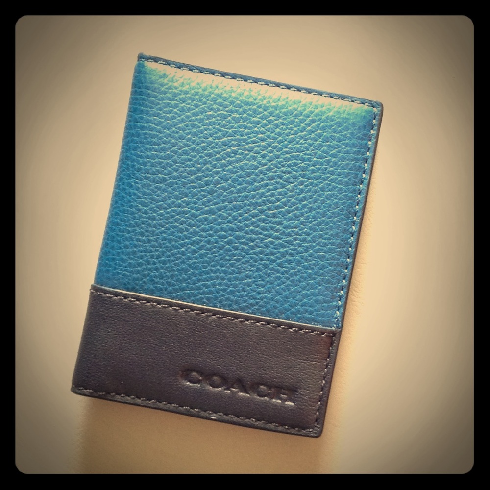 Brand new COACH ID wallet.